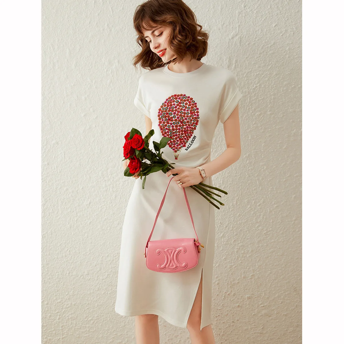 LOUIS YAO Nieuwe Shirring Split vrouwen T-shirt Jurk 2025 Zomer Borduren Slanke Lange Jurk Ronde Hals Korte Mouw jurken