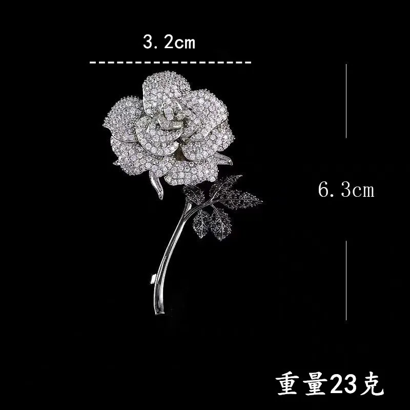 Chinesische Mode-Broschen mit Strasssteinen in Silberfarbe, Rosenmuster, für Damen, trendige, zarte Blumen-Anstecker, Party- und Freizeitaccessoire, Geschenk, Schmuck. – Detail 1