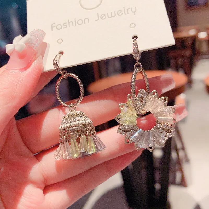 Women Asymmetric Tassel Earrings Retro Ethnic Exaggerated Temperament Dangle Jewelry