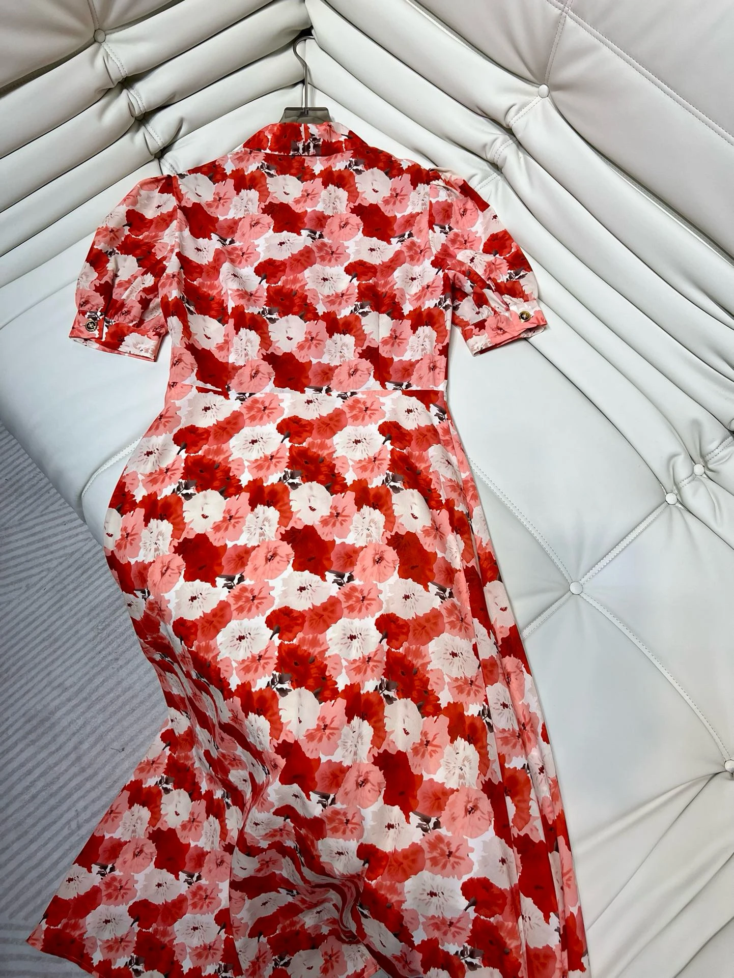 Women's new red print lace-up short-sleeved dress V-neck bow small floral look and match