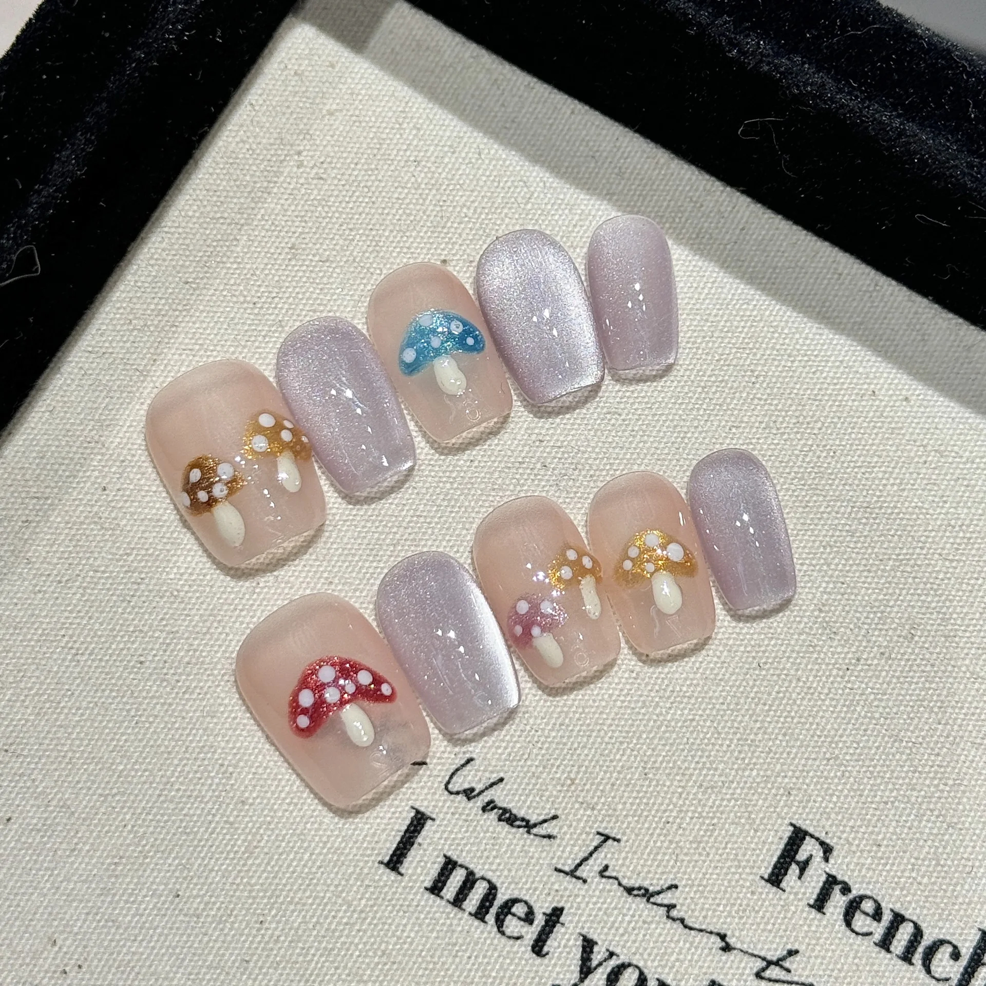 Handmade Press on Nails Sweet Pink Red Dot printed Fake Nails Wearable Full Cover Korean Short Round False Nails Tipd for Girls
