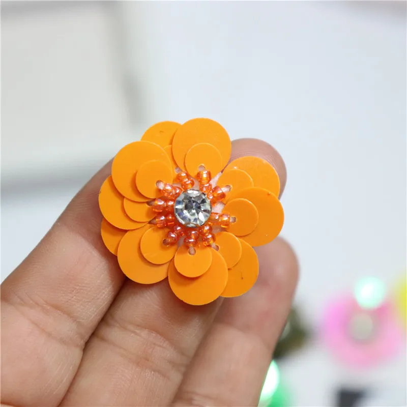 10 Pieces Small 3CM Sequins Flower Patches DIY Appliques for Bridal Wedding Dress Clothes DIY Decoration Applique