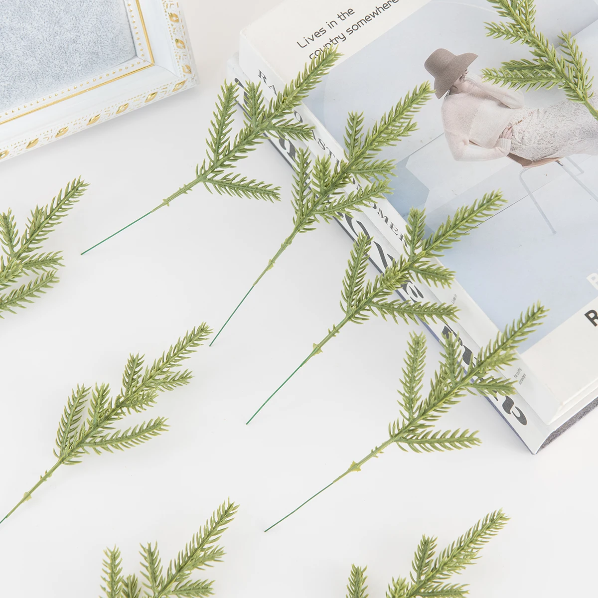 

5PCS/10PCS Artificial Plants Cheaper Christmas Tree Pine Needles New Year Decorations for Home Scrapbooking Diy Gifts Candy Box