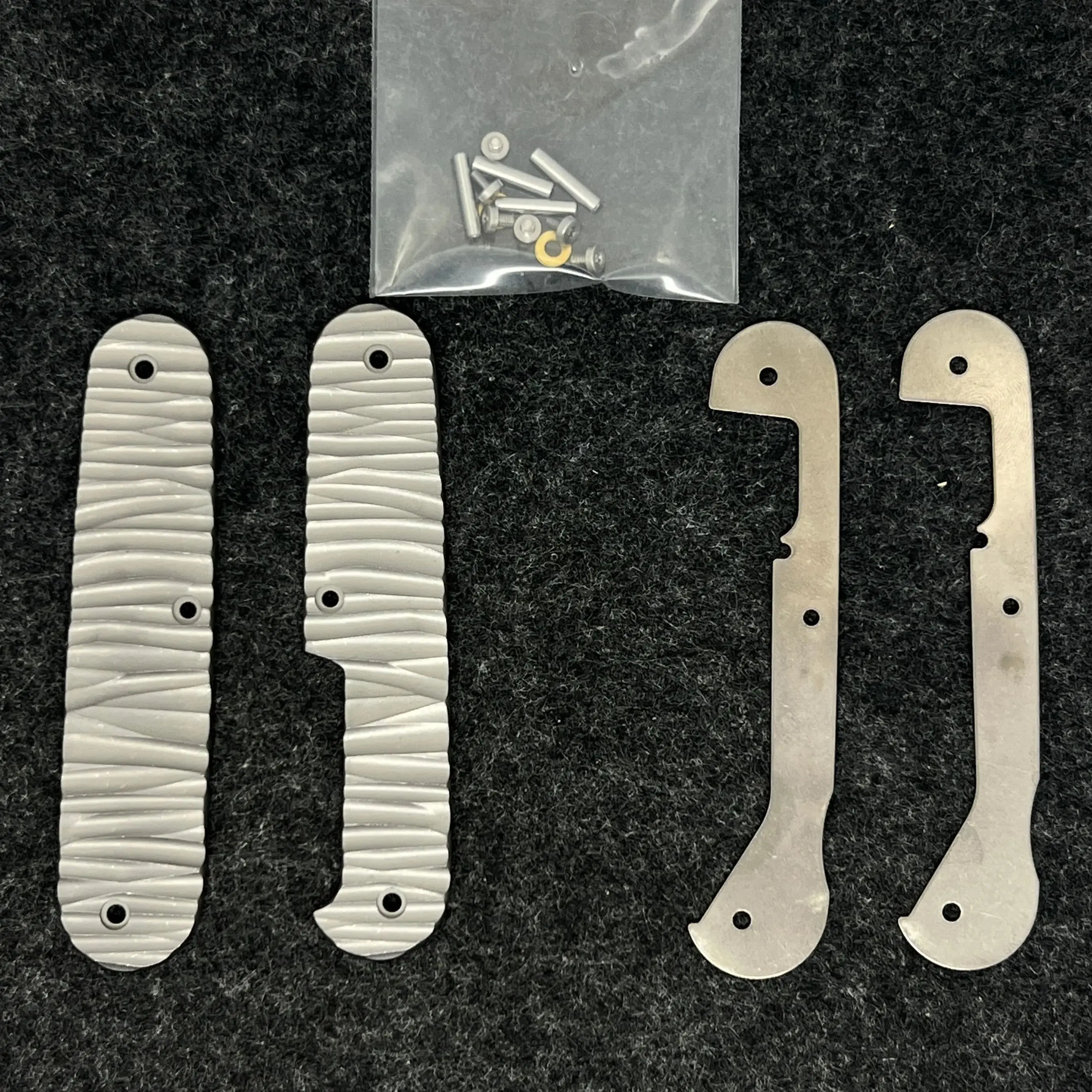 1 Set 3 Layers Tita… - image