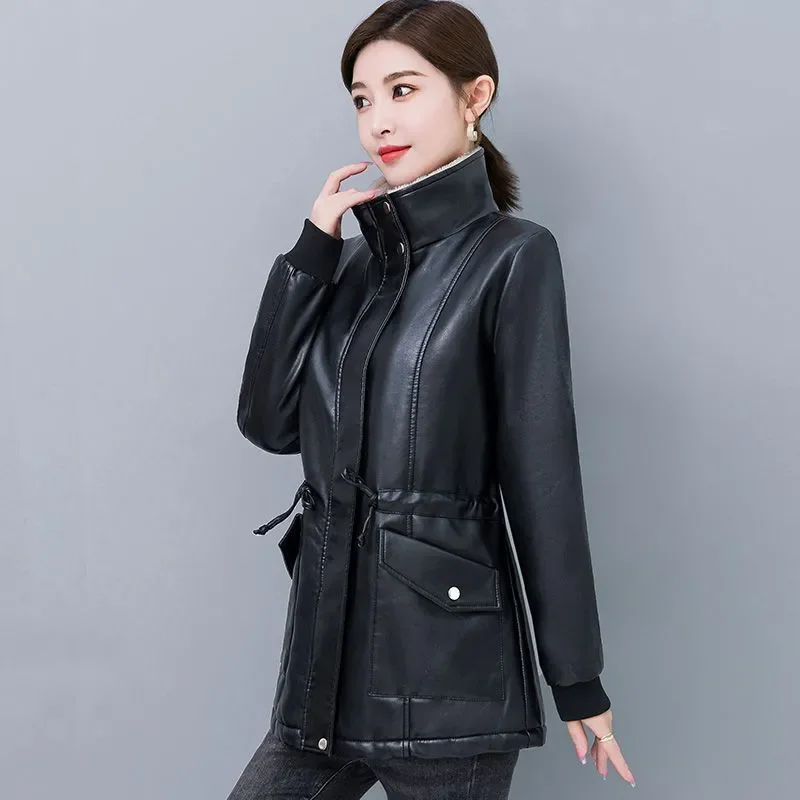 세련된 캐주얼 가죽 트렌치 코트 자켓 오버 코트 여성 플러스 벨벳 Thicke 따뜻한 파카 겨울 코트 새로운 느슨한 레이스 업 자전거 의류