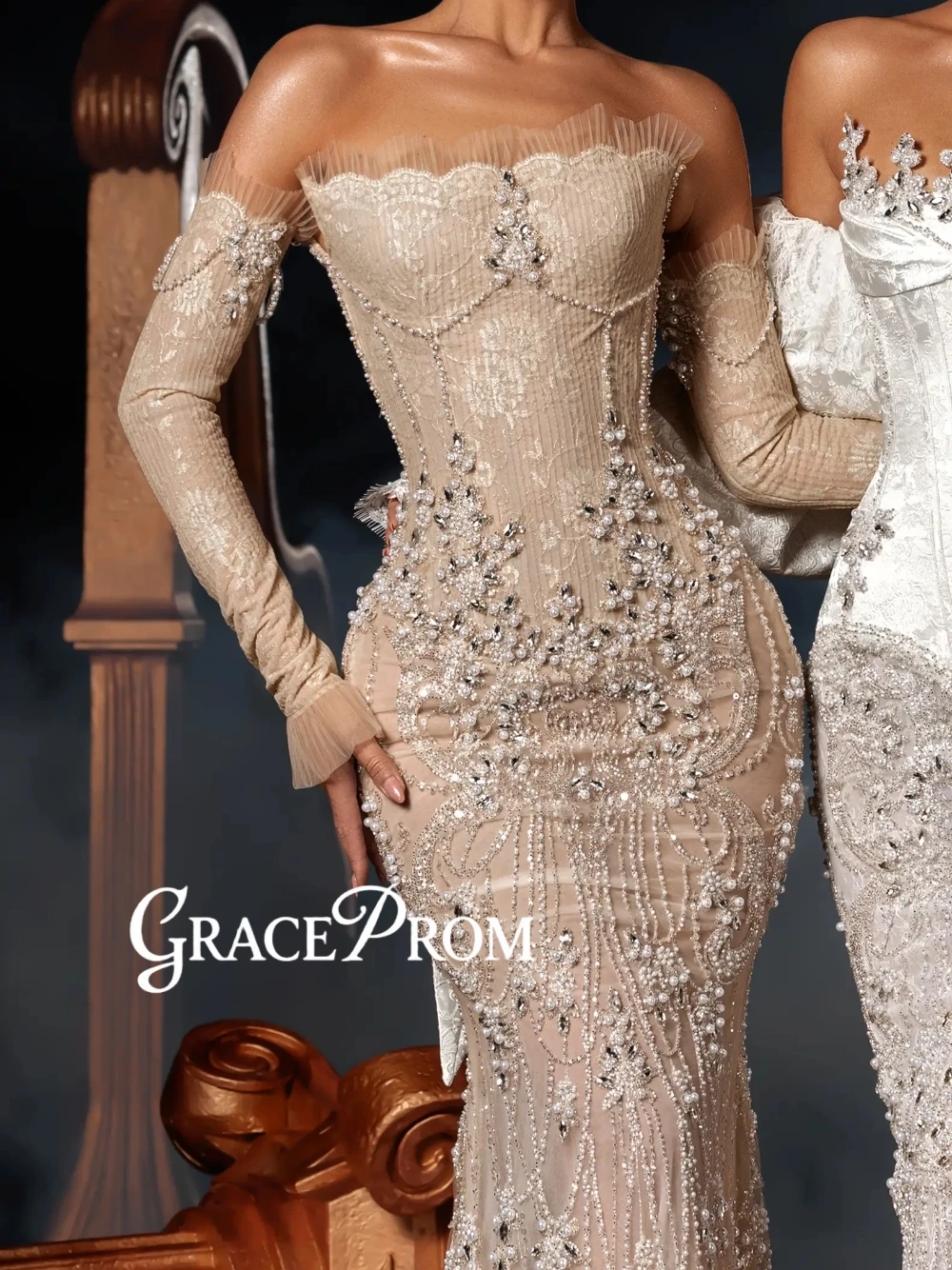 

Nude Luxury Beaded Crystal Mermaid Wedding Dress Sparkling Off Shoulder Customized Bridal Gown Lace Up Back New Arrival