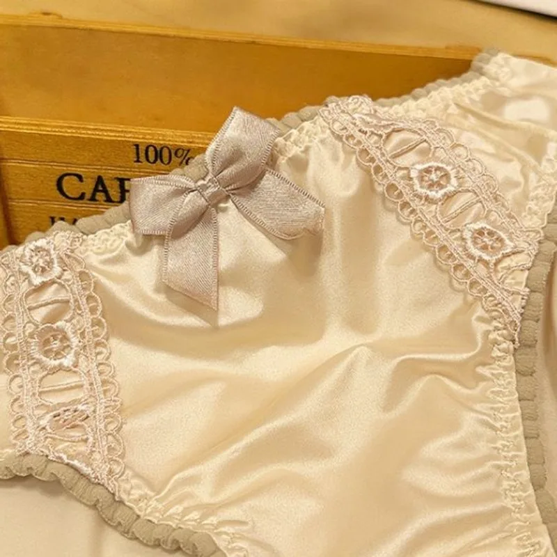 French Court-style Panties Light Luxury Embroidered Lace Women\'s Briefs Ice Silk Satin Comfort Skin Stretch Triangle Underwear