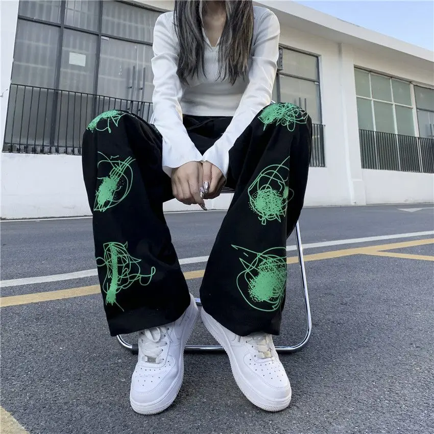 Hip Hop Women Green Graffiti Print Casual Pants Spring Autumn Vintage New Pocket Elastic Waist Streetwear Fashion Loose Trousers