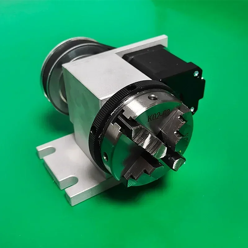 4軸およびアクティビティテールストック,65mm, 3ジョーチャック,モスコウストック,回転軸