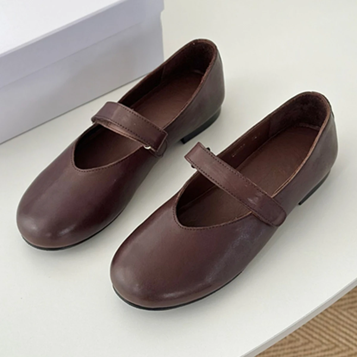 

Withered French Retro Round Toe Mary Jane Shoes Fashion Ladies Slip On Loafers Minimalist Commuting Casual Flat Shoes Women