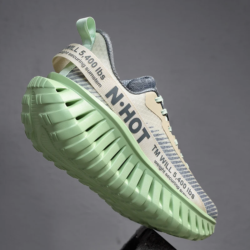 2026 New Men's Women Running Shoes Breathable Mesh Blade Sole Lightweight Shock-Absorbing Sneakers Casual Sport Versatile Trendy