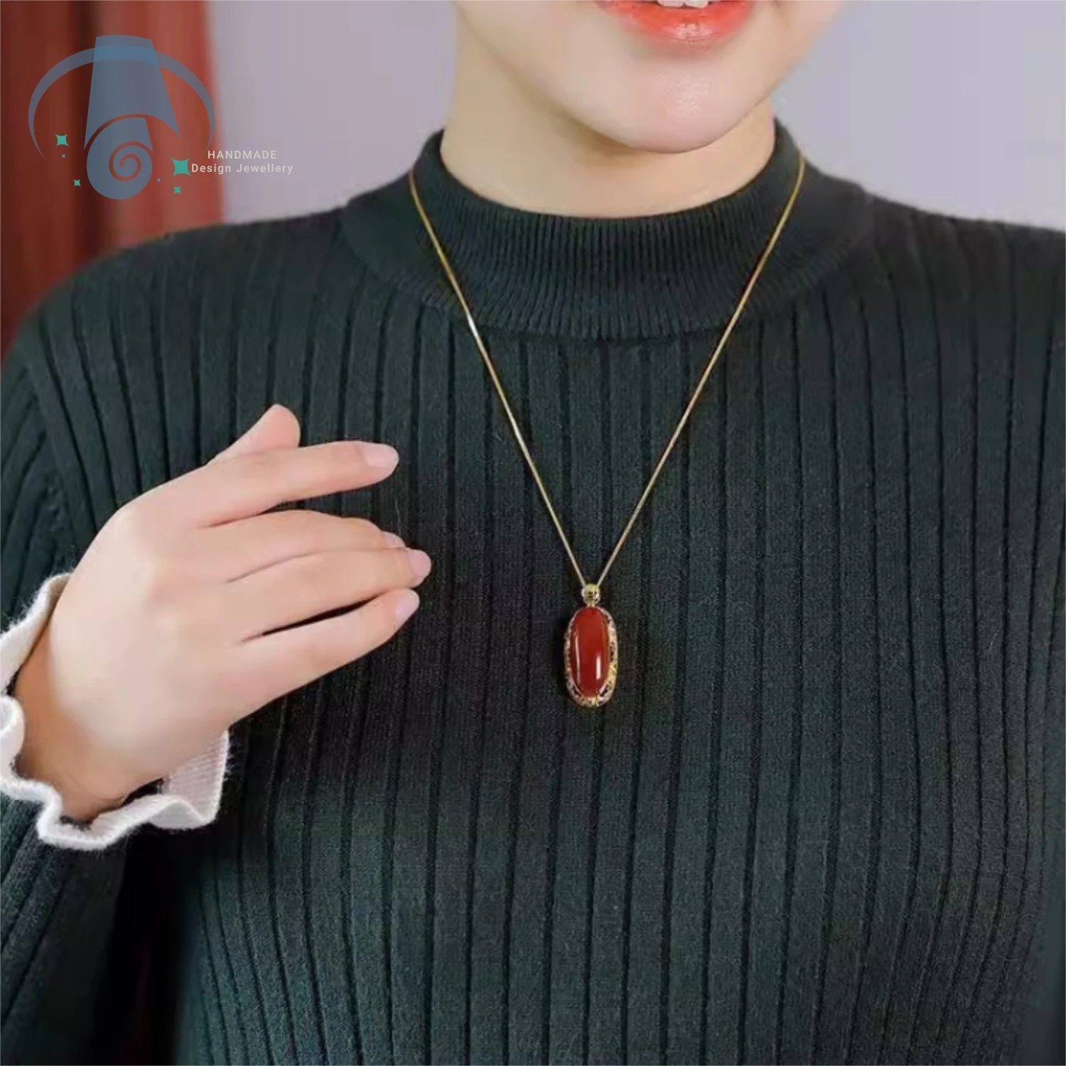 Natural Full Color Nanhong Agate Ox Blood Red Pendant Gold Inlaid Jade Vintage Charm for Women Elegant Daily Jewelry Gift Luxury