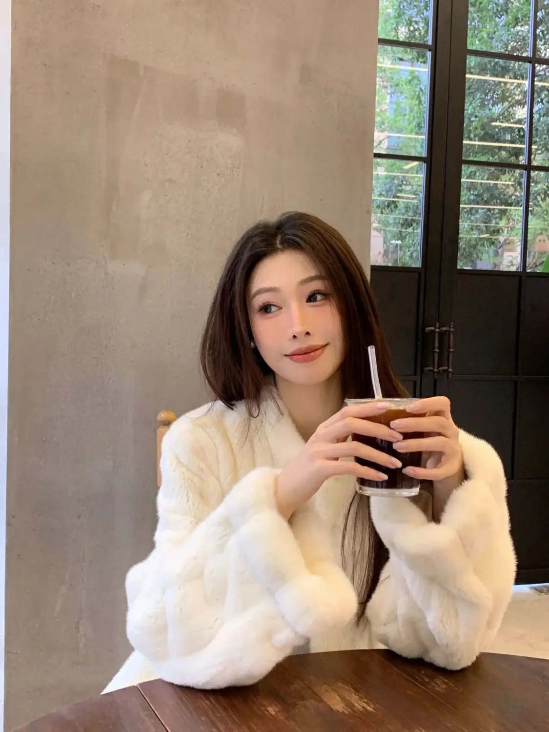 인조 모피 울 코트 여성용 아침용 편안한 턴다운 써멀 퍼리 블록 패션 여성 심플 페미니나 퓨어 태슬 바 하이엔드