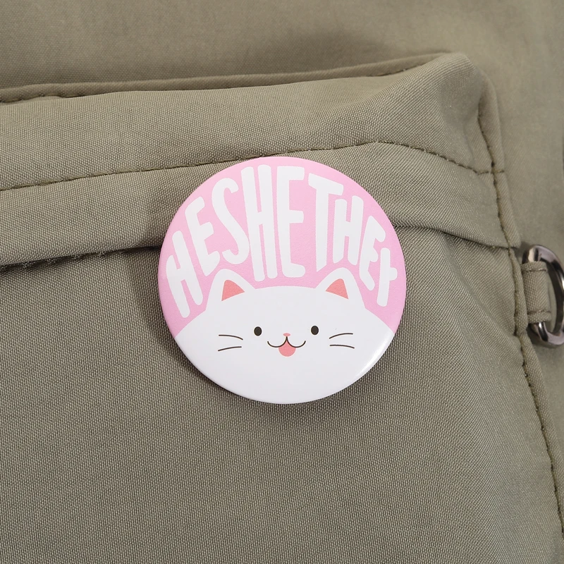 اسأل ضمائري دبابيس صفيح القط هي لها هم لهم له دبابيس التلبيب شارات الملابس LGBT مجوهرات هدية للأصدقاء #6