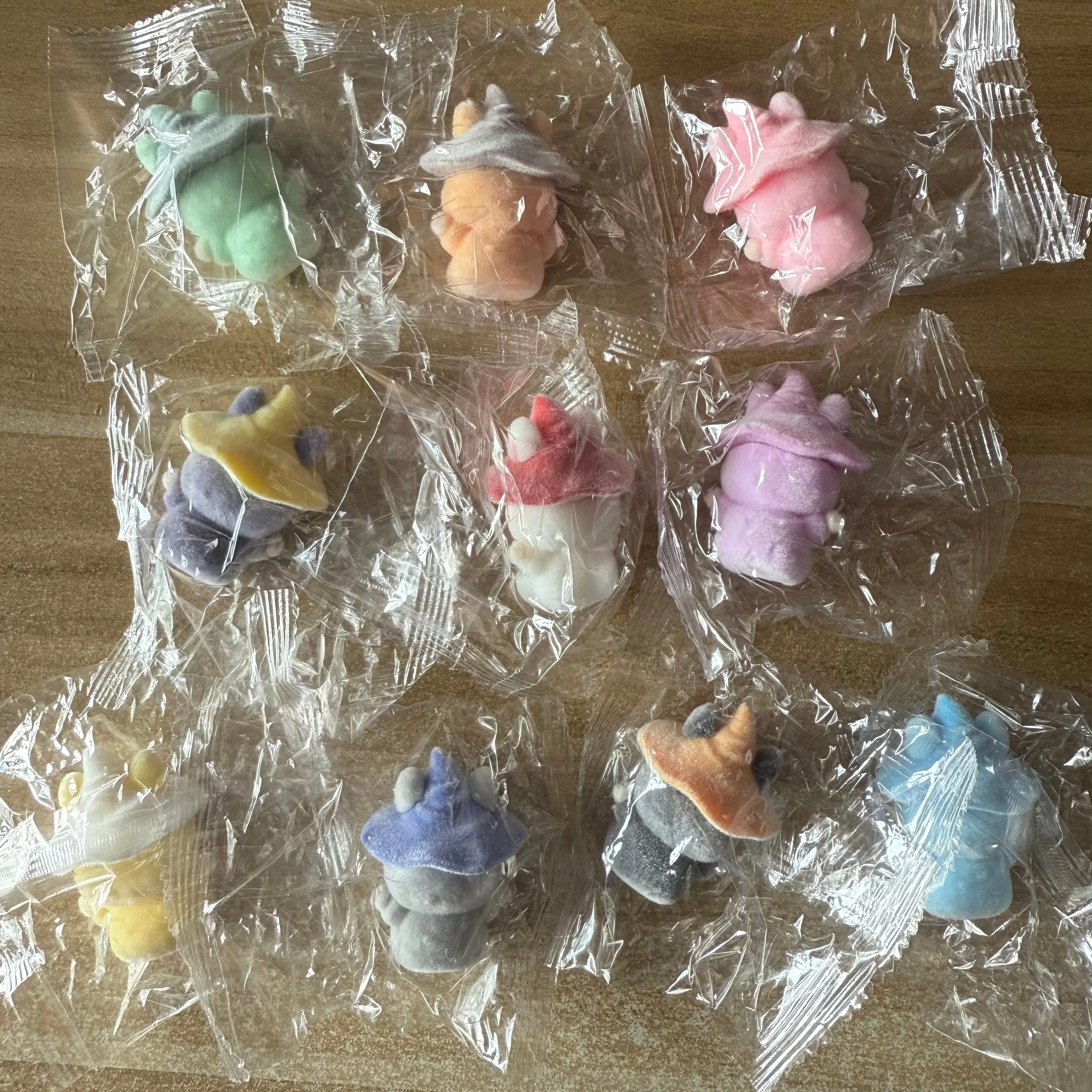 

Cute Anime Ornaments DIY Mini Action Figure Accessories Kawaii Dolls Christmas Halloween Birthday Festival Gifts Toy