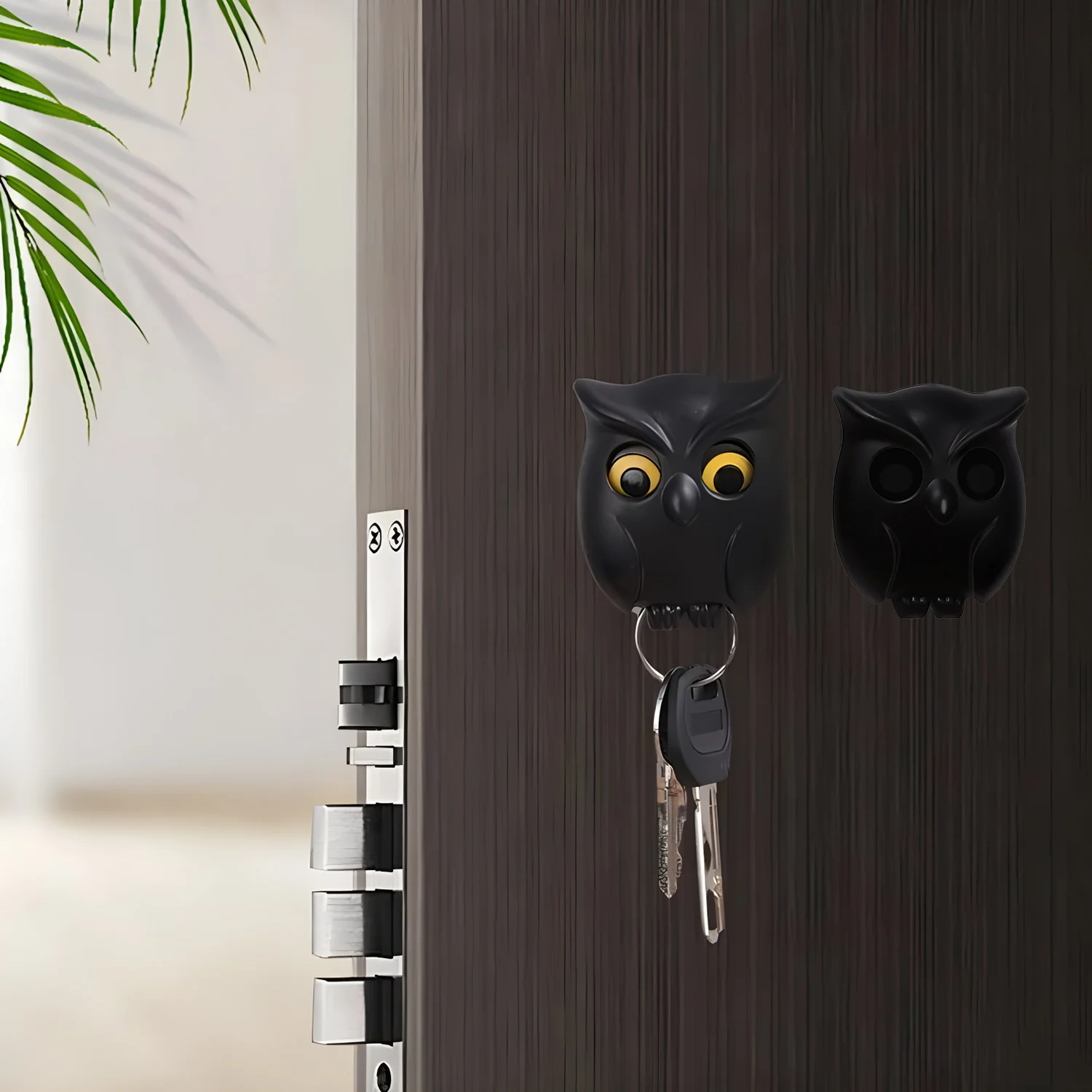 Hot Creative Owl Night Wall Magnetic Key Holder Magnets Hold Keychain Key Hanger Hook Hanging Key Will Open Eyes Home Decoration