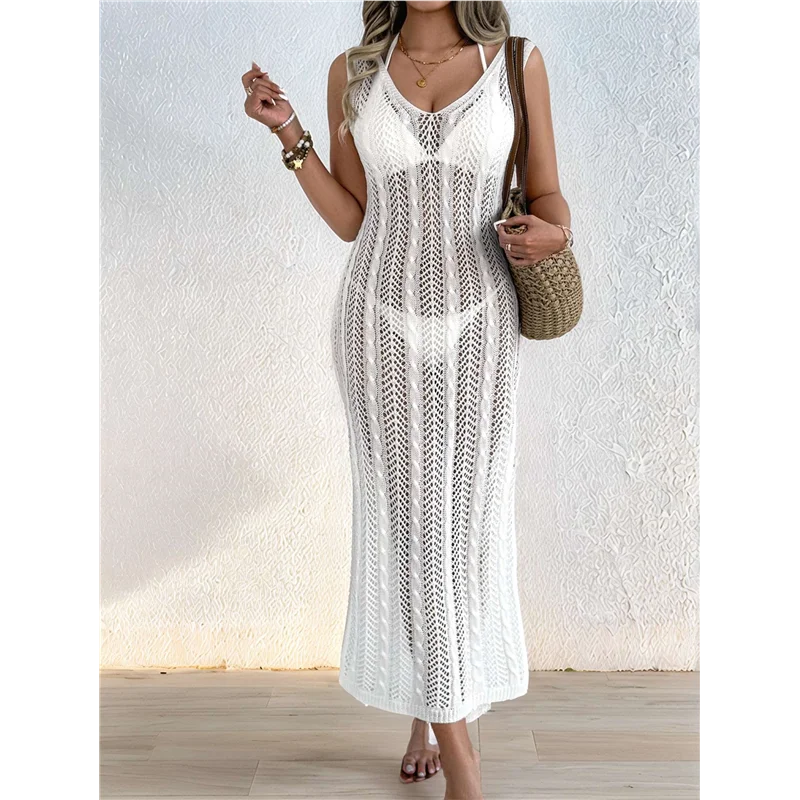 Vestido de praia com fenda lateral e decote em V recortado para férias