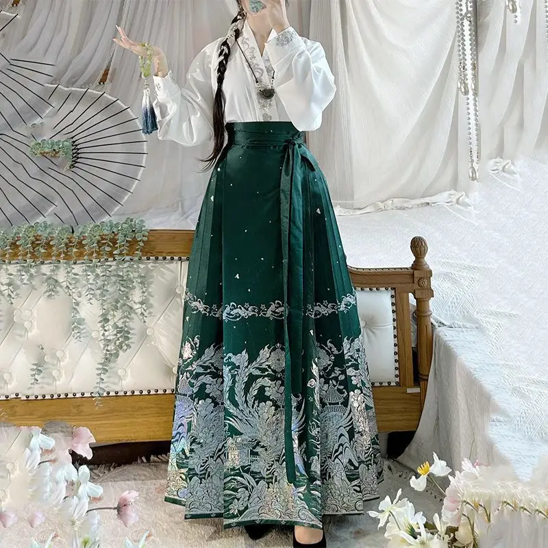 Nuova gonna Ma Mian, Hanfu, regali Feng Ming femminili Xiangming, realizzata in stile cinese, imitata con fiori ornamentali per il trucco,