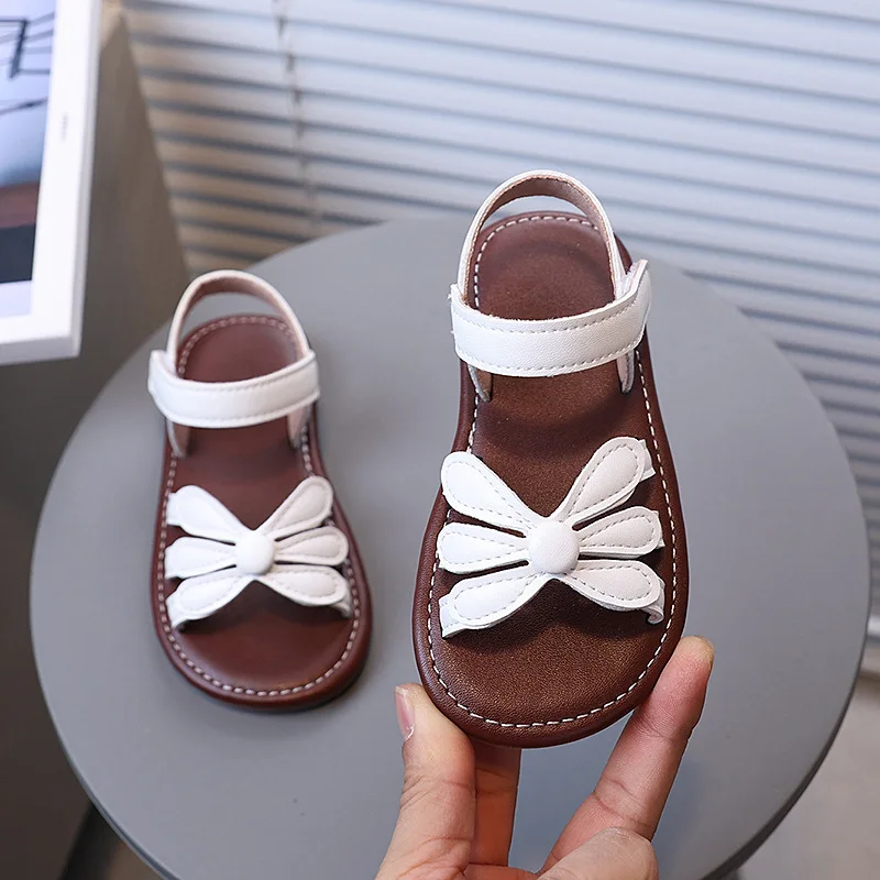 Fashion Girls' Shoes 2026 Summer New Kids Beach Shoes Simple Versatile Girls Flat Shoes Comfort Non Slip Child Sandals Zapatos