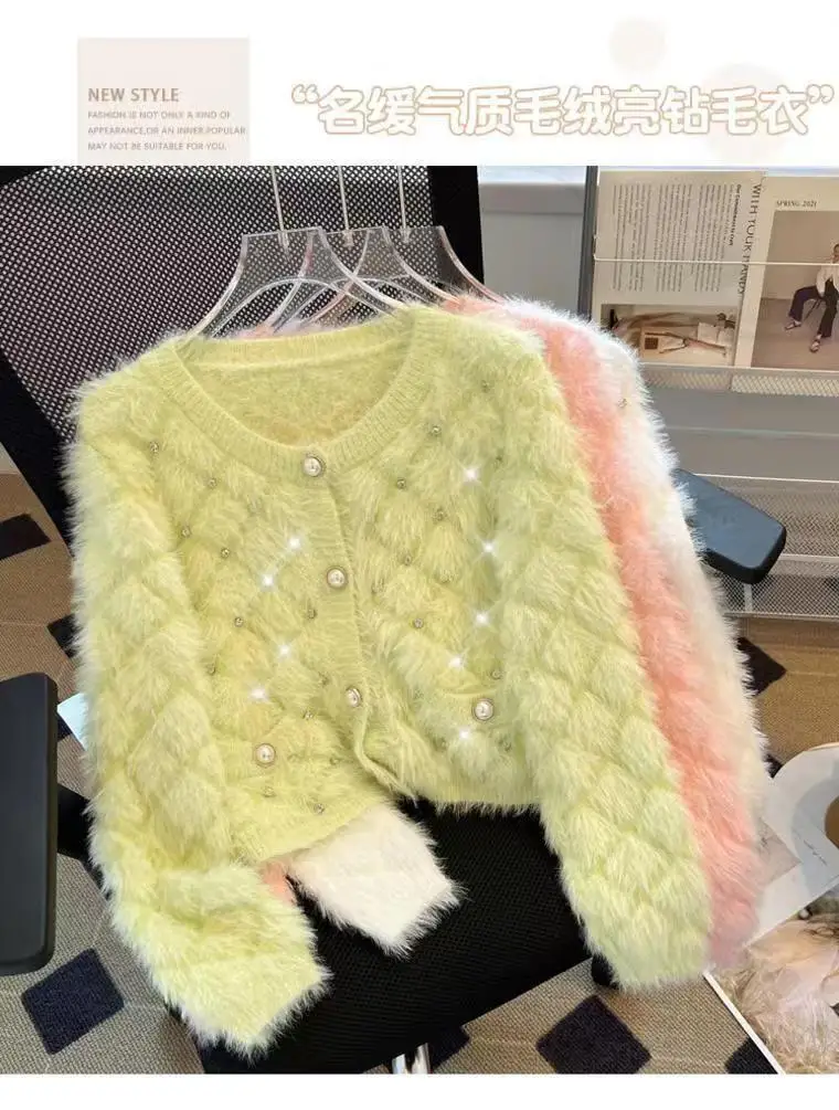 

New autumn and winter women's round neck loose short section cardigan sweater