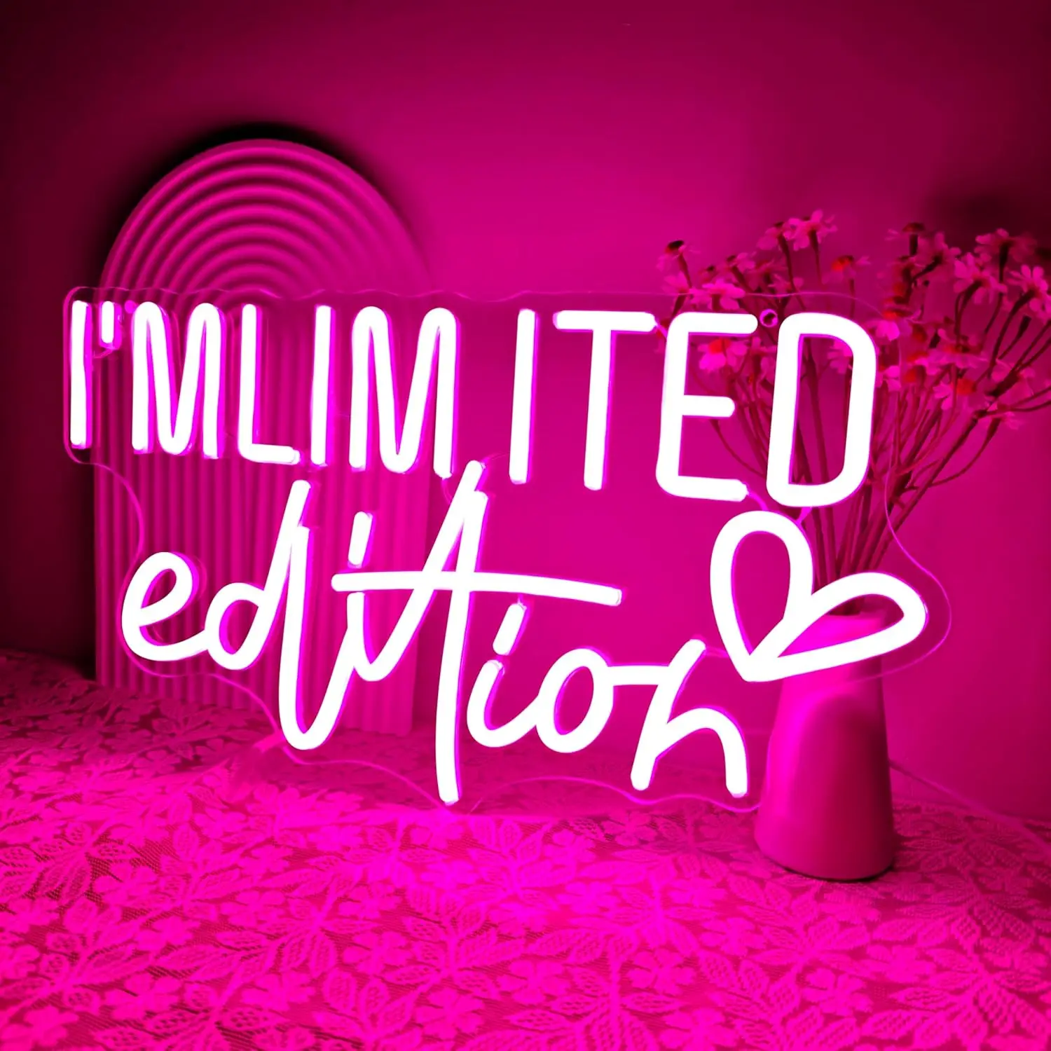 

"I'm Limited Edition" Neon Sign USB Powered LED Neon Light for Party Bar Beauty Room Gaming Room Bedroom Decoration Gift
