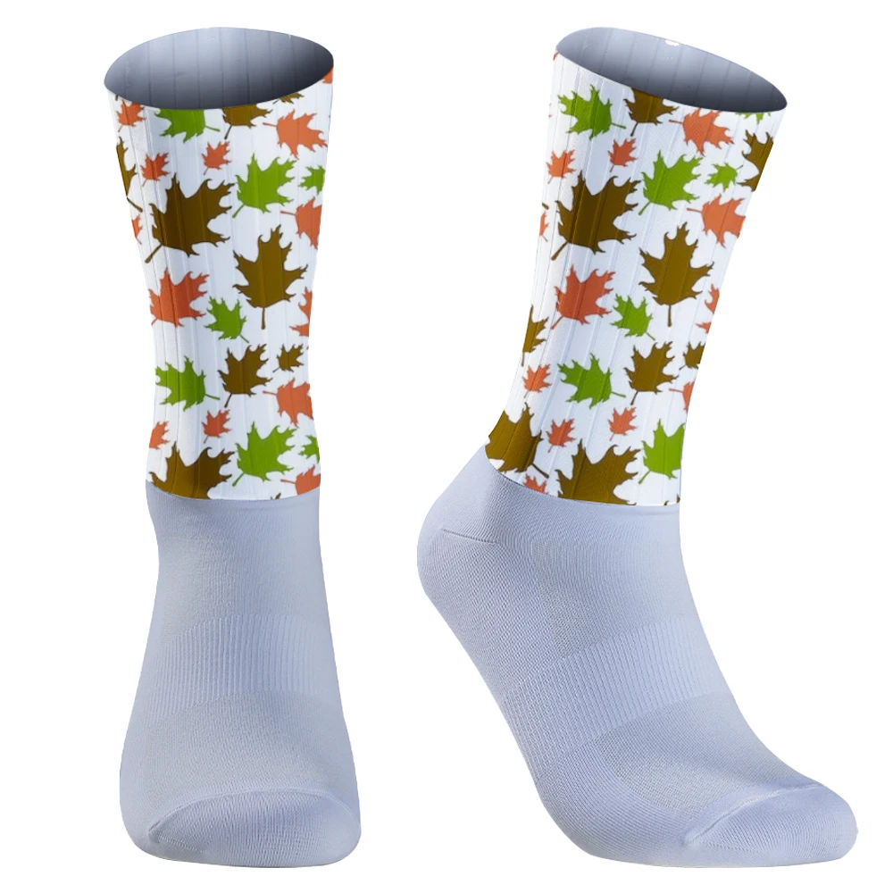 Maple Leaf Pattern Bicycle Outdoor Sport Socks Anti Slip seamless Cycling Socks Integral Moulding High-tech Bike Sock