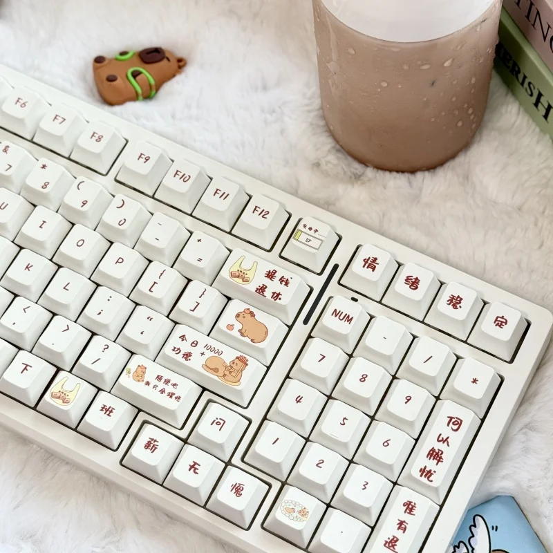 

Оригинальная клавиатура на тему капибары, милая качели, эмоциональная стабильность, животное, Чрея, PBT, простая белая механическая клавиатура, кепка