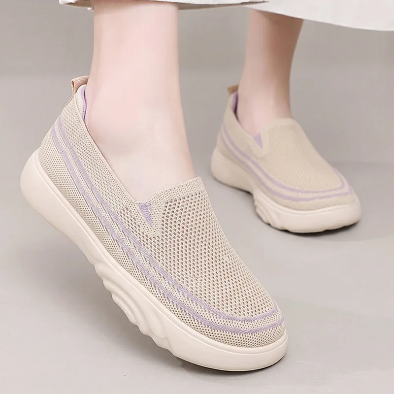 Damen Slip-On Freizeitschuhe zum Gehen, gestricktes Mesh-Obermaterial, atmungsaktiv, leichte EVA-Sohle, bequeme Outdoor-Reise-Loafer – Detail 11