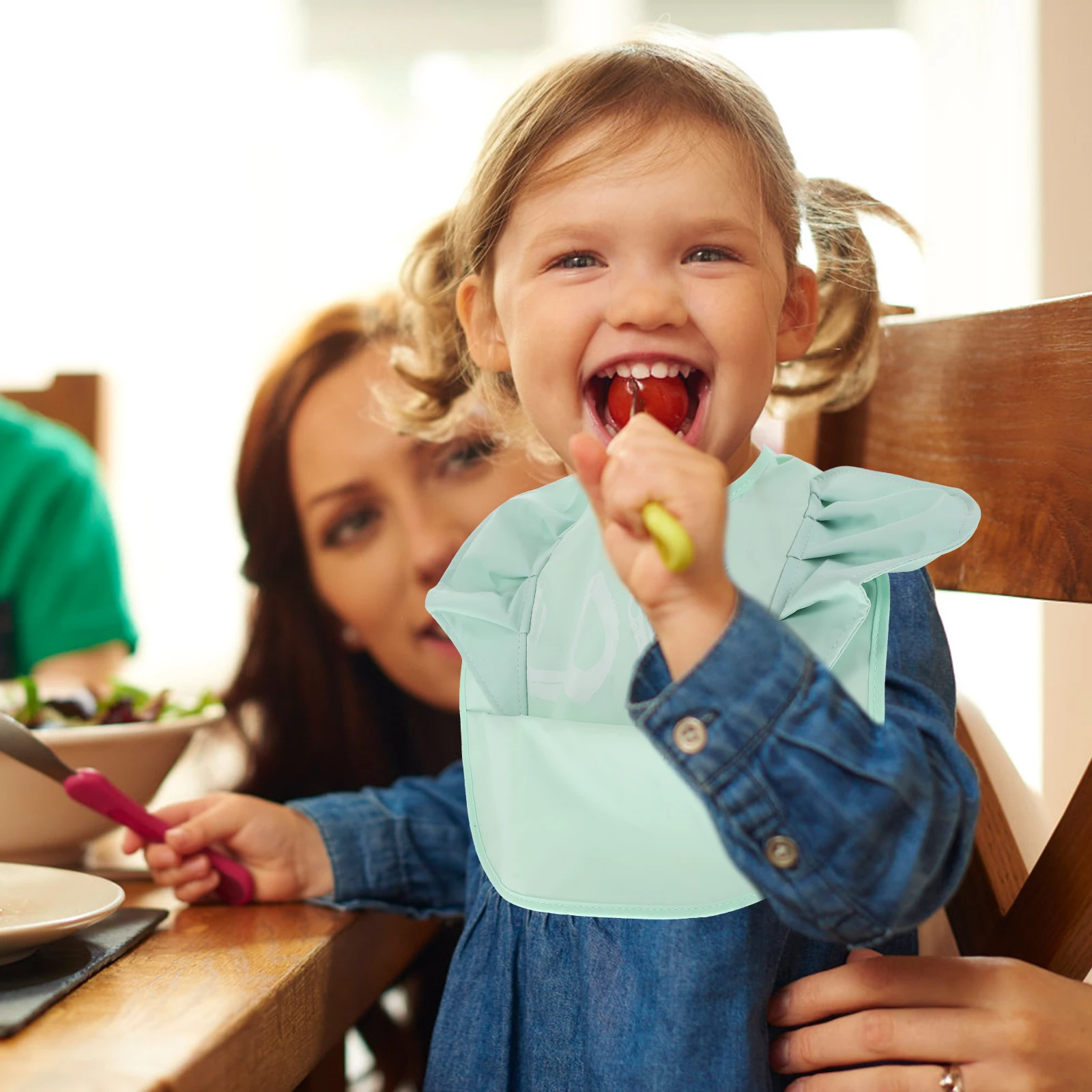 Borsa per riso impermeabile Bavaglini per neonati Genere neutro con grembiule raccogli cibo Grembiule in tessuto non tessuto Bava per neonato
