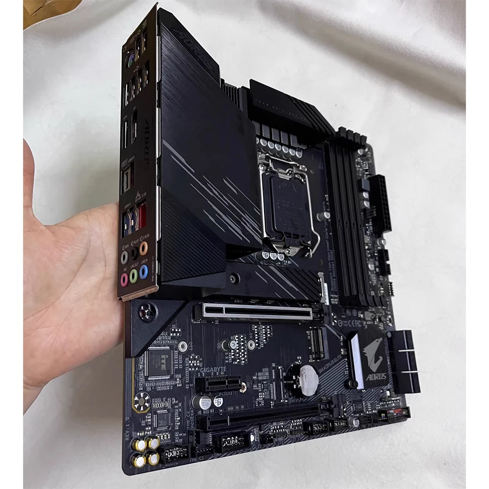 Para Giga-byte LGA1200 10400F PC M-ATX B560M AORUS ELITE B560 placa base de escritorio