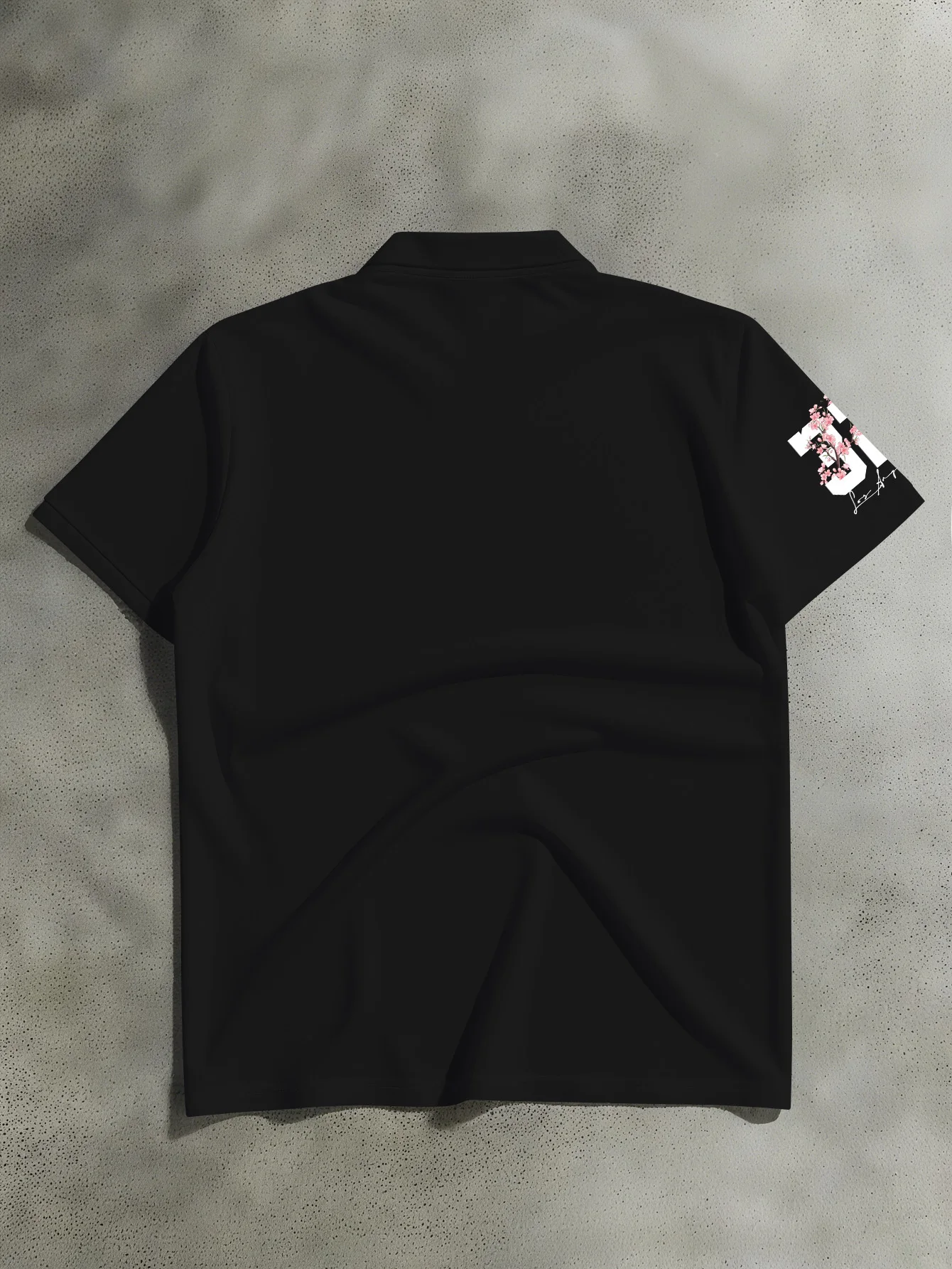 Herren-Poloshirt mit Umlegekragen, leichter Business-Stil, modische Kirschblüten-Zierung, trendiges Schriftzug-Design – Detail 6
