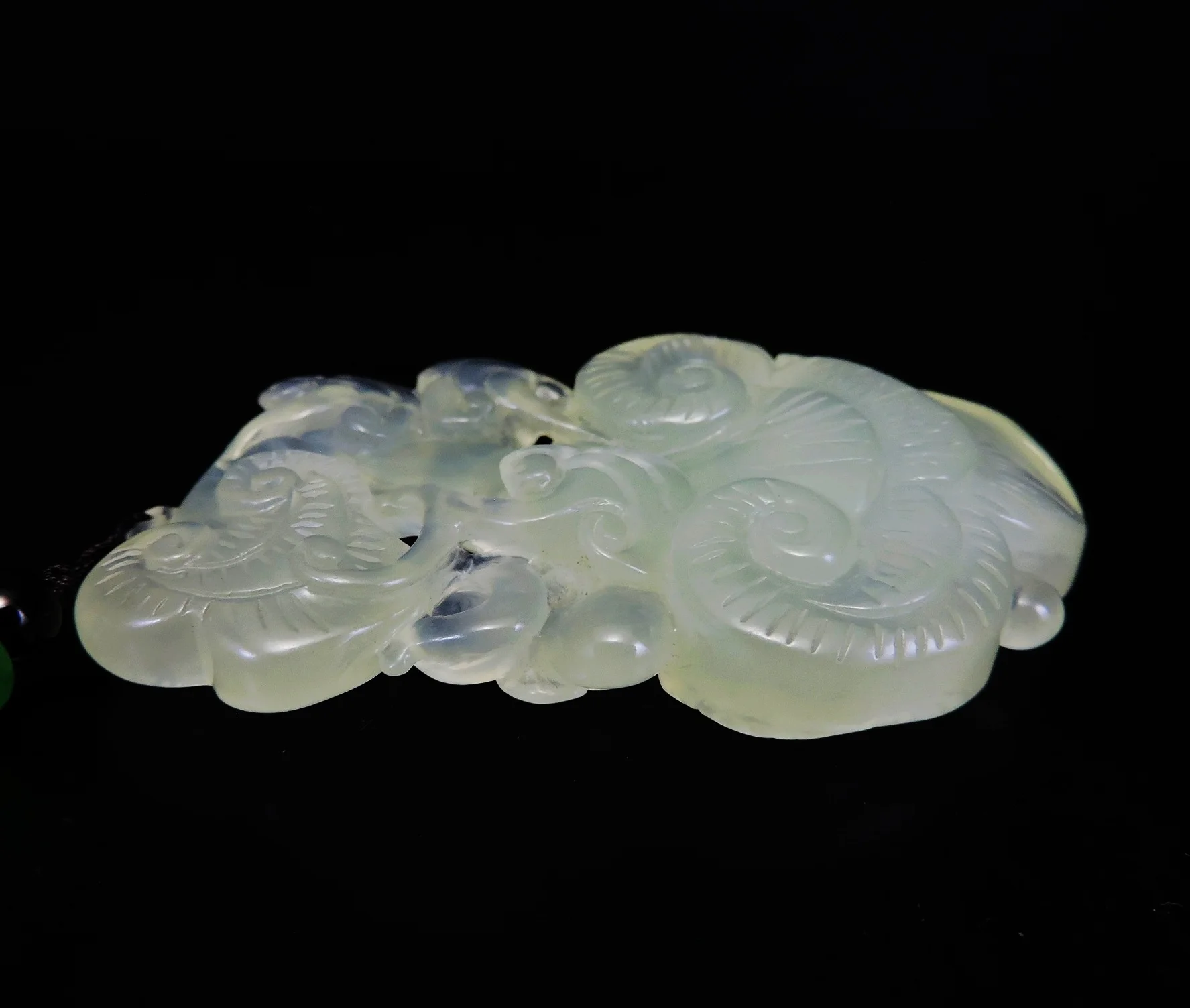 Jade Jewelry Natural Jade Pendant Necklace Hand-Carved Ruyi Jadeite Necklace Pendant Gift No Treatment 580i