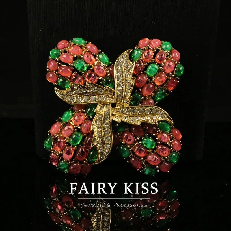 Copper Gold-Plated Dense Diamond Four-Leaf Clover Temperament Wild Brooch High-Grade Personality Design Light Luxury Minority