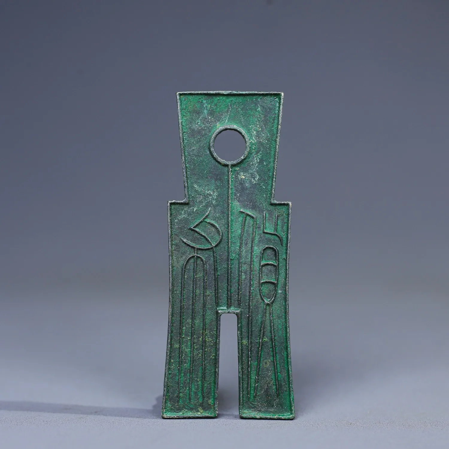 China antique follwed cloth, hanging needle seal, clear and well-preserved text and good decorative coin collection.