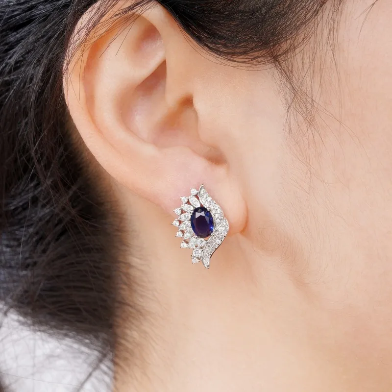 Huitan Chic Creative Design Stud Earrings Female Party Jewelry with Dazzling Cubic Zirconia Aesthetic Lady Delicate Ear Studs