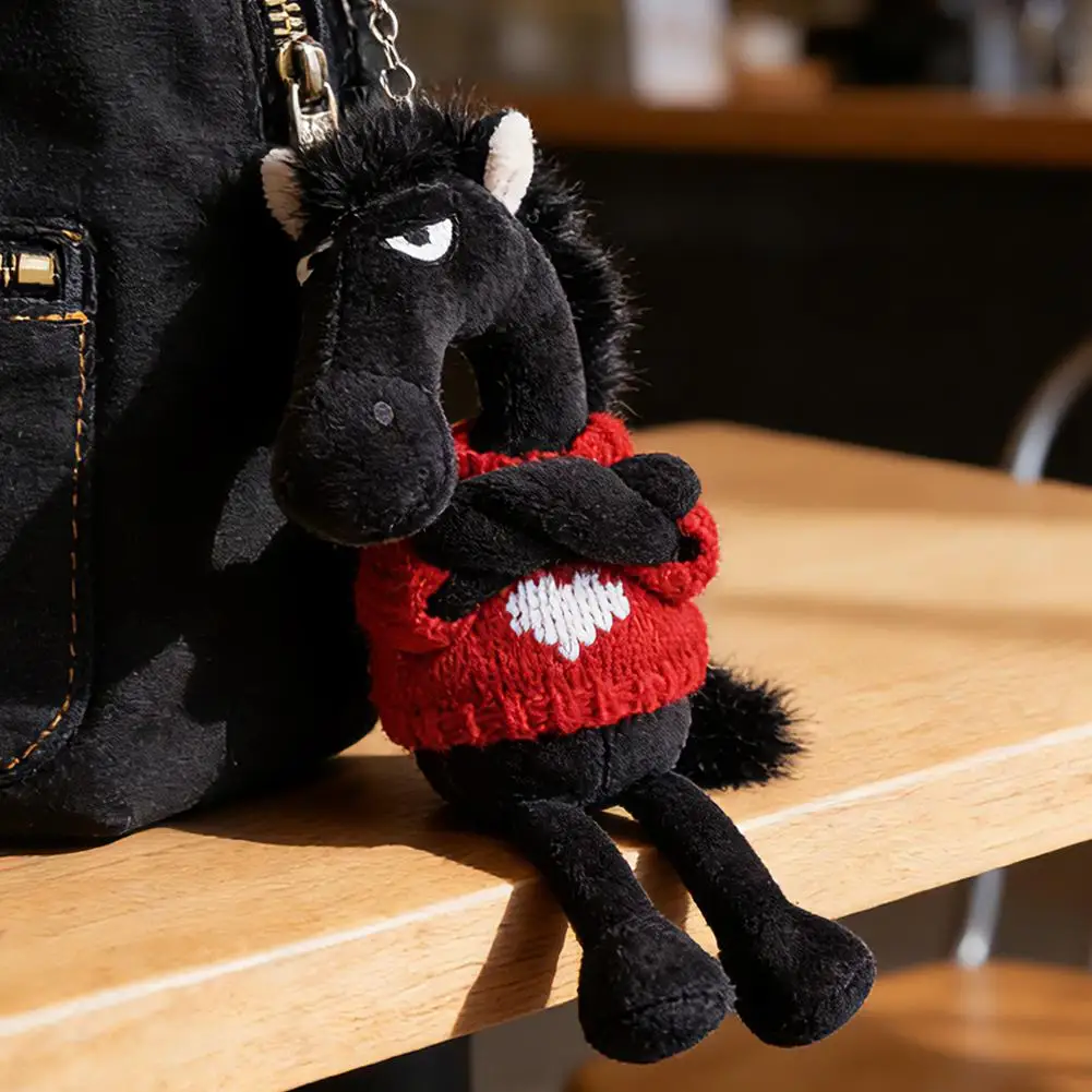 Chaveiros de cavalo preto de pelúcia bonito, 2026 ano do cavalo chaveiro de pelúcia, mochila de cavalo de pelúcia ornamentos pingente presente de ano novo
