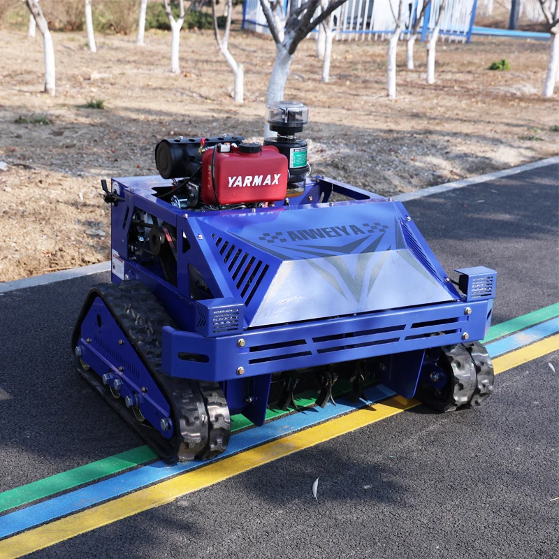 

Индивидуальная настройка, высочайшее качество: газонокосилка AWY550 Mini с двигателем EPA EURO, роторная косилка