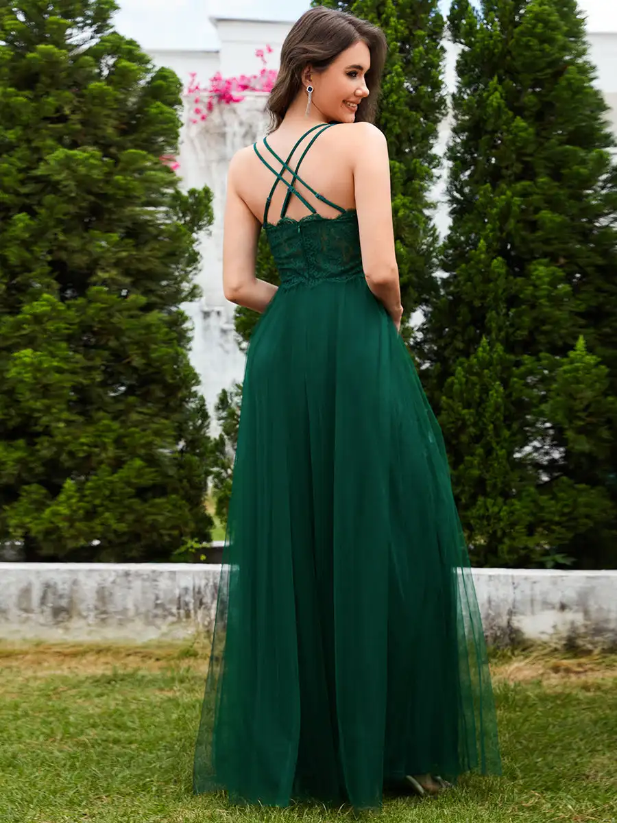 Elegant Evening Dresses Spaghetti Straps Tulle Backless Crossover Halter 2025 Ever Pretty of Lace Dark Green Bridesmaid dress