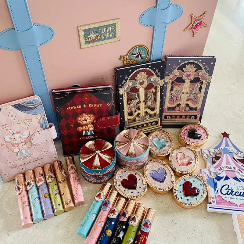 Flower Know Circus Pełny zestaw makijażu Szminka Róż do powiek Pudełko upominkowe Pudełko upominkowe na bagaż