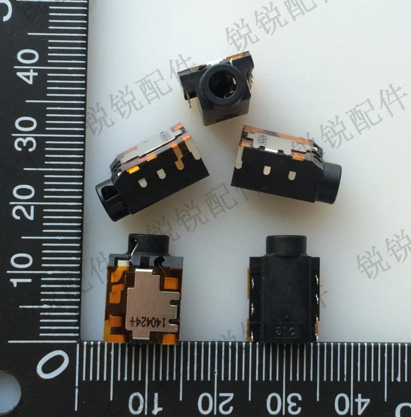 For notebook audio socket 3.5mm headphone jack 7P sinking board audio interface female seat connector