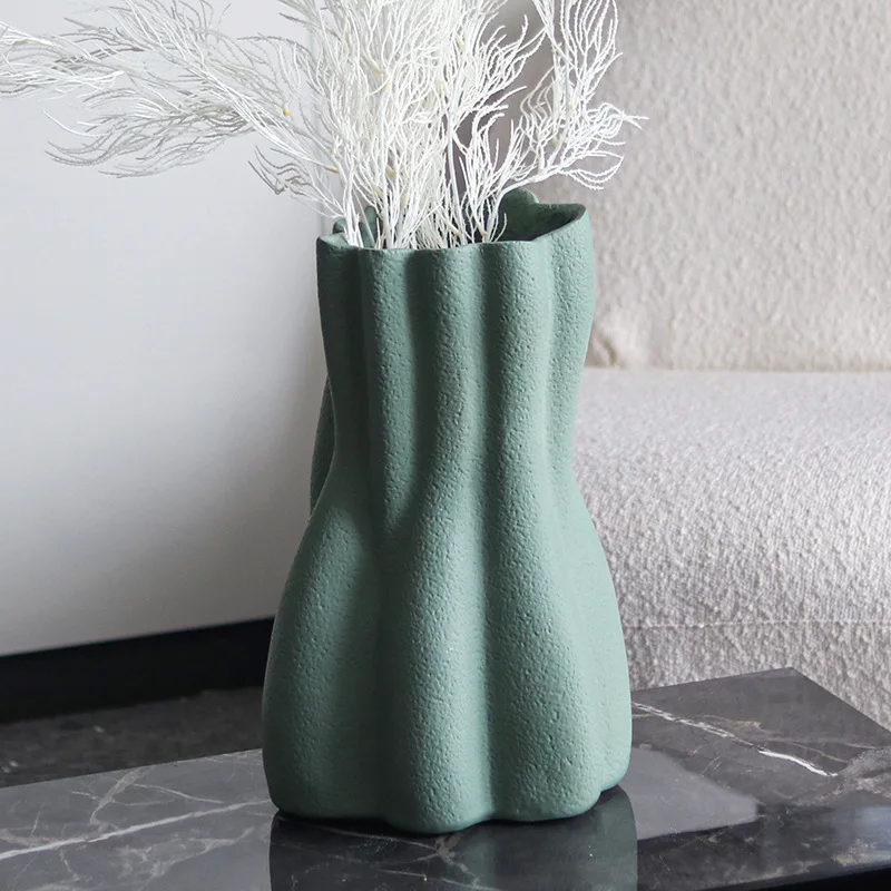 Creative large diameter flower vase, simple European style dry flower peak love vase, art ornament, model house sales office dec