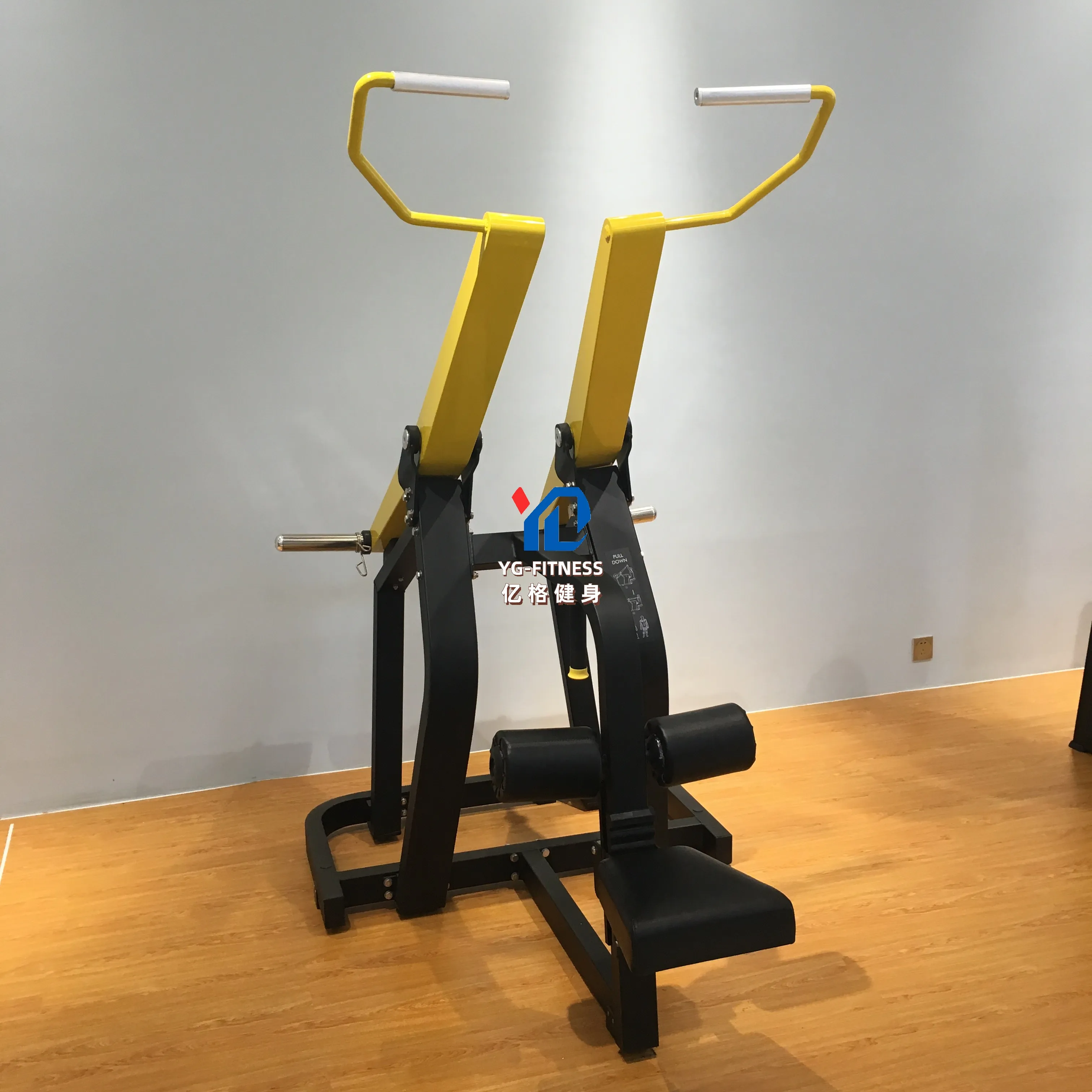 Lat Pull Down Machine Professional Upper Back Strength Trainer for Gym & Home.
