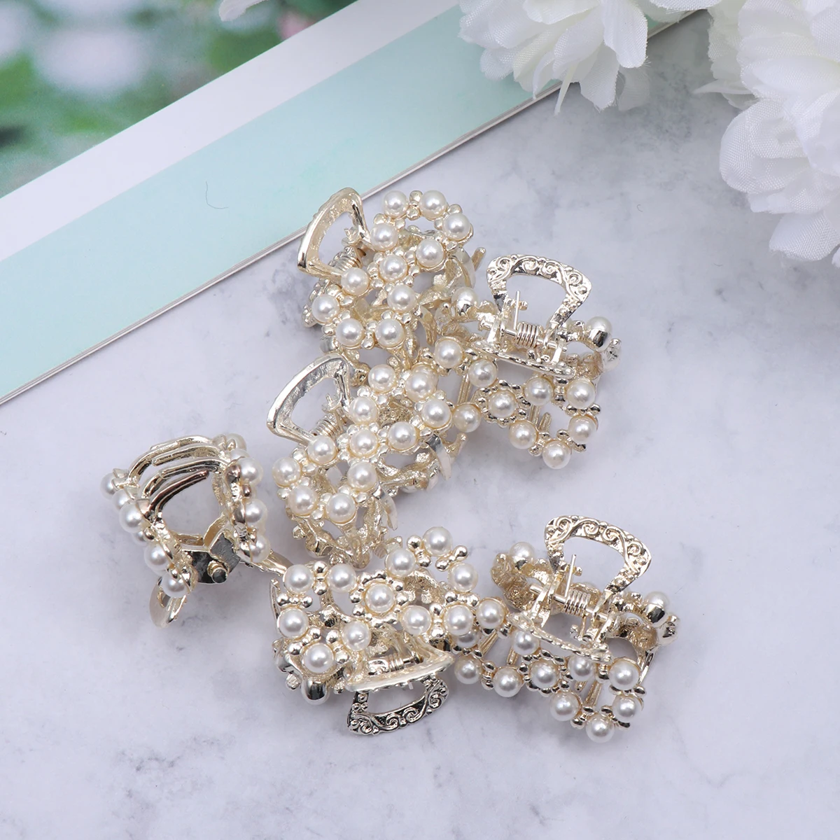 

12pcs Women Brides Pin Elegant Pearl Decorated Metal Claw Brides Hair Pin Clip Claw Clip For Wedding Party Birthday