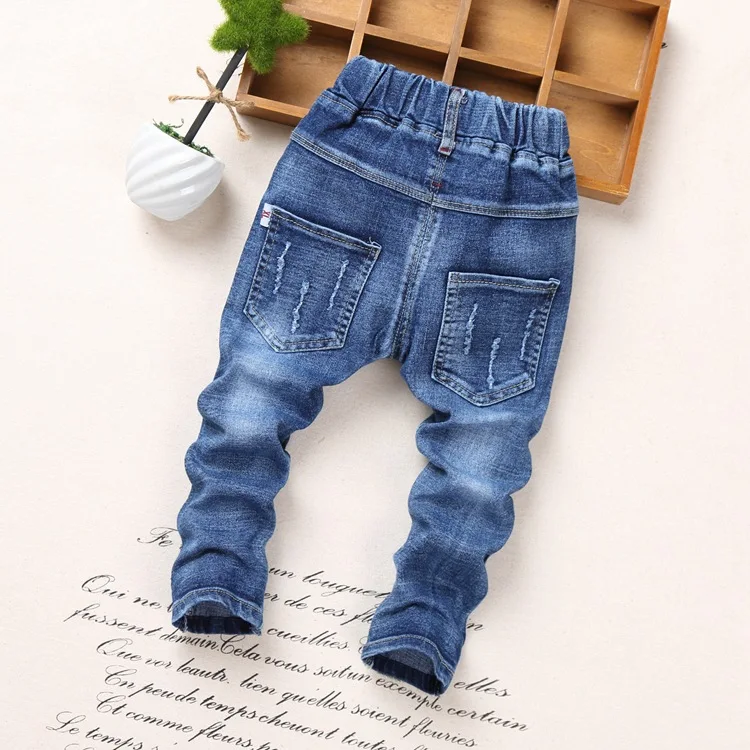 2024 Spring Autumn Girls Jeans Cartoon Rabbit Embroidered Baby Girl Pants Kids Jean Casual Trousers Children Denim 0-5Y