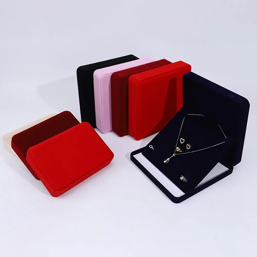 

Soft Velvet Jewelry Display Case Solid Color Portable Ring Earring Necklace Holder Jewelry Storage Organizer Jewelry Display