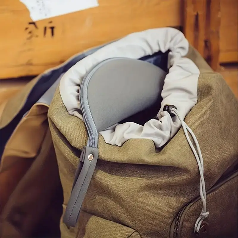 

Creative Mouse Storage Bag With Handheld Zipper Design Compact And Portable Dual-use Anti Slip Mouse Pad And Mouse Bags