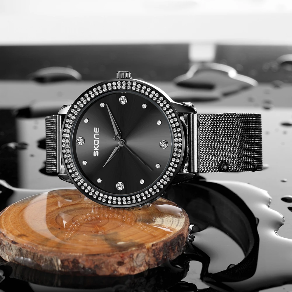 SKONE ระดับไฮเอนด์ประดับเพชรแฟชั่นเพชรเวอร์ชั่นเกาหลีสแตนเลสอารมณ์พร้อมนาฬิกาผู้หญิงควอทซ์