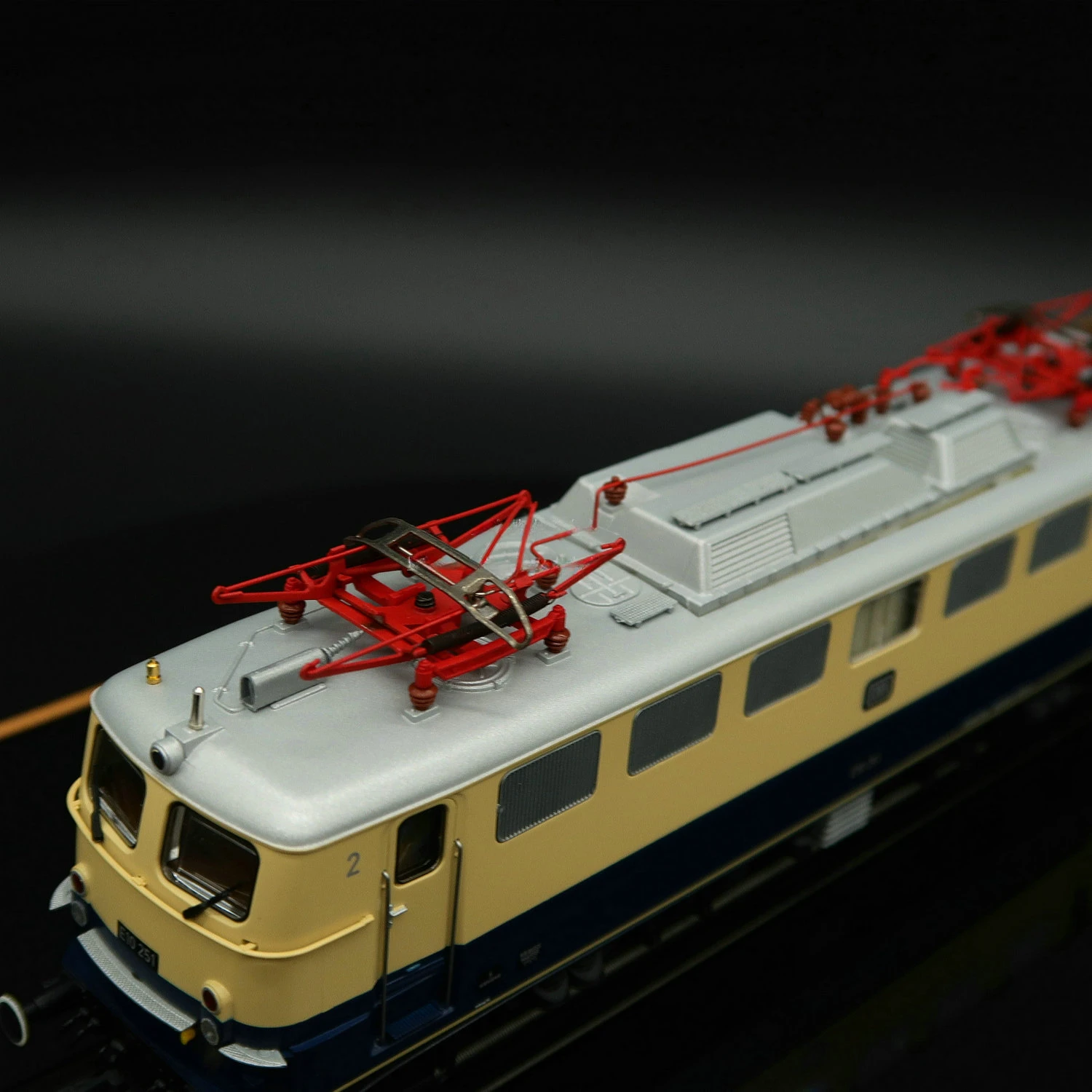 ROCO Train Model HO 1/87 73622 E10 Electric Locomotive Digital Sound Effect German DB Third Generation Version Rail Car