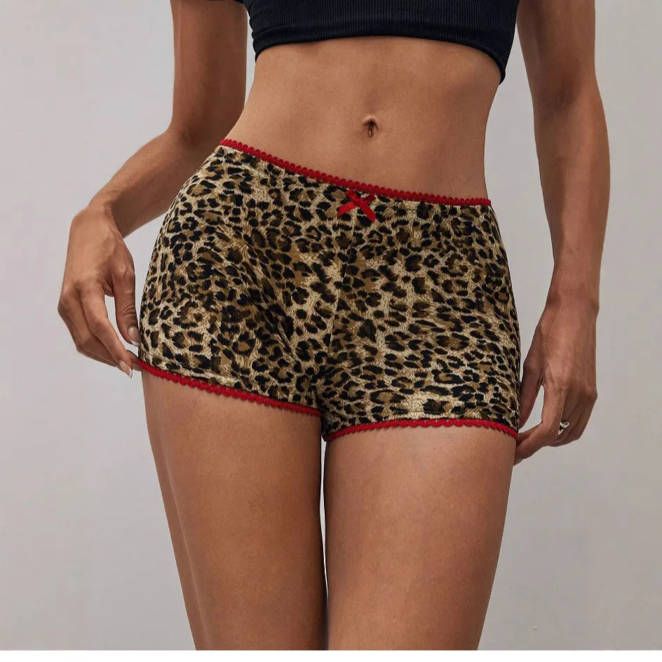 

Leopard Pattern Large Women's Summer Fashion Casual Comfortable Slim Fit Small Bow Personality Leopard Pattern Shorts