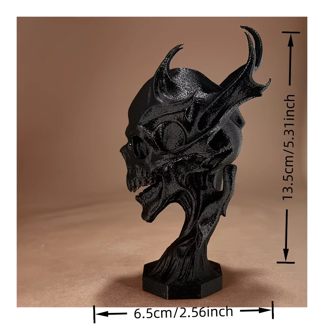 Undead Skull Mini Statue Ornament Perfect for Gifting and Decorating During Graduation Season